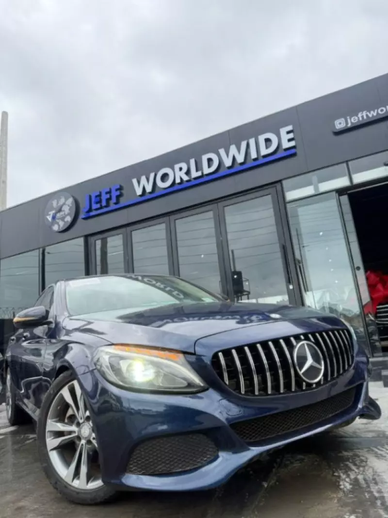 Mercedes-Benz C 300   - 2016