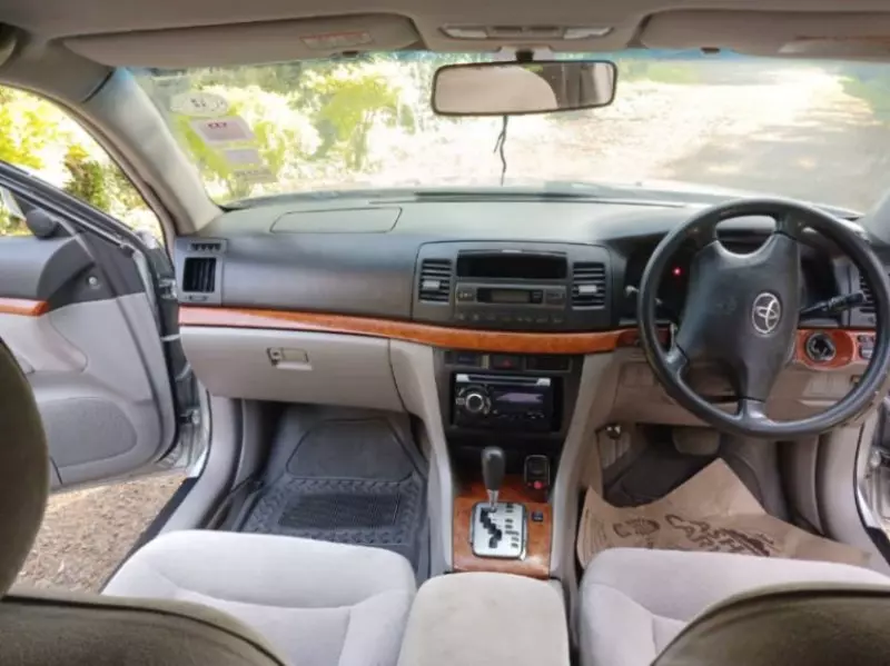 Toyota Mark II   - 2004
