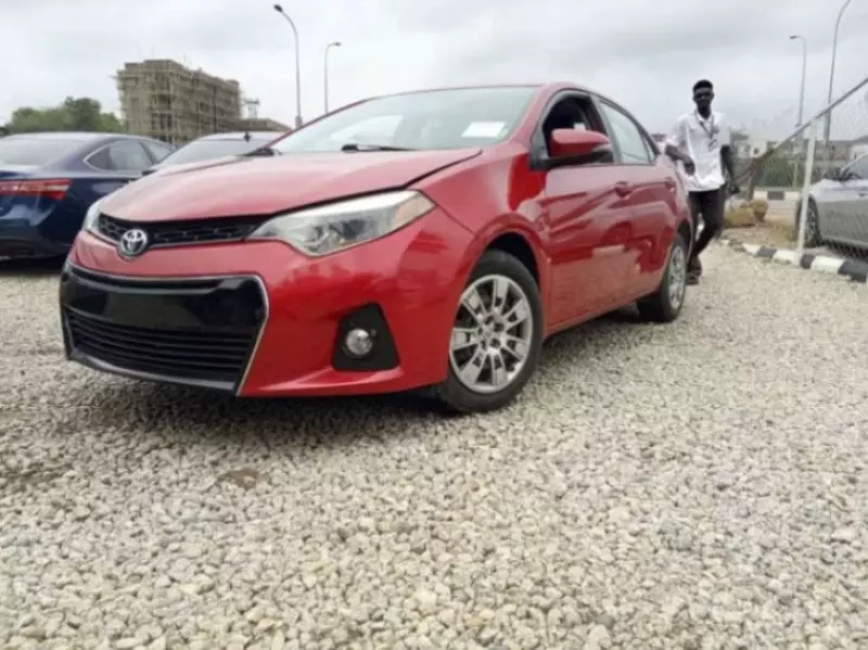 Toyota Corolla Sport   - 2015