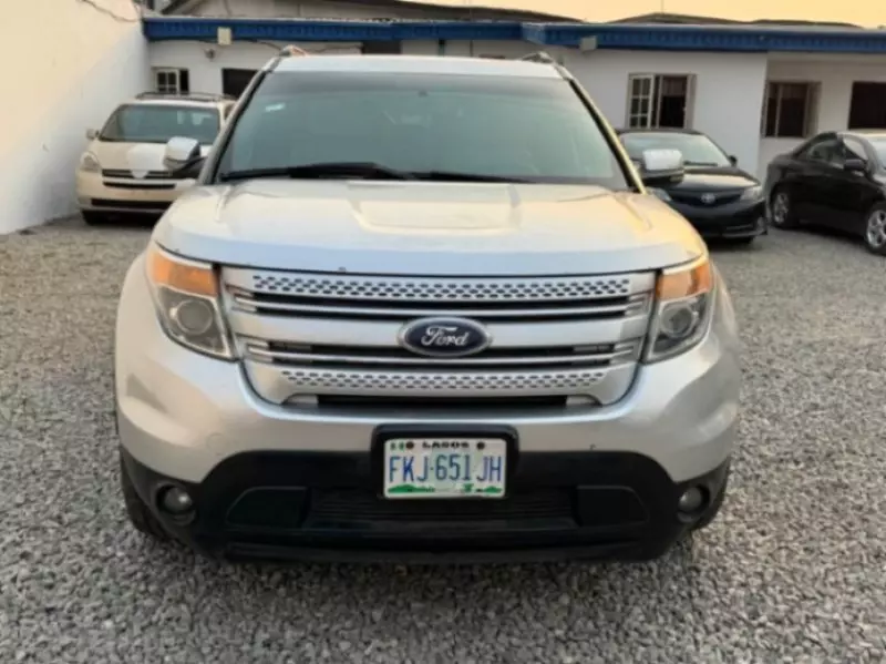 Ford Explorer   - 2014