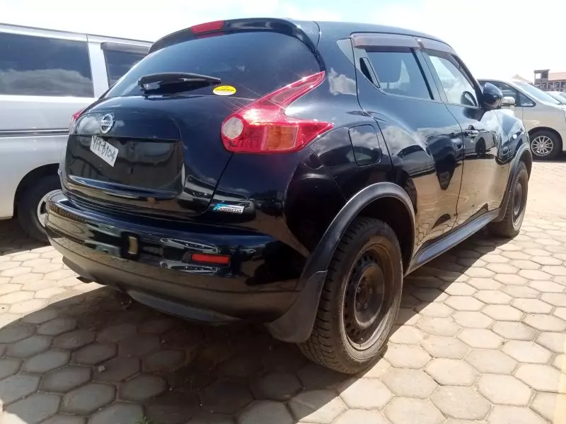 Nissan Juke   - 2012