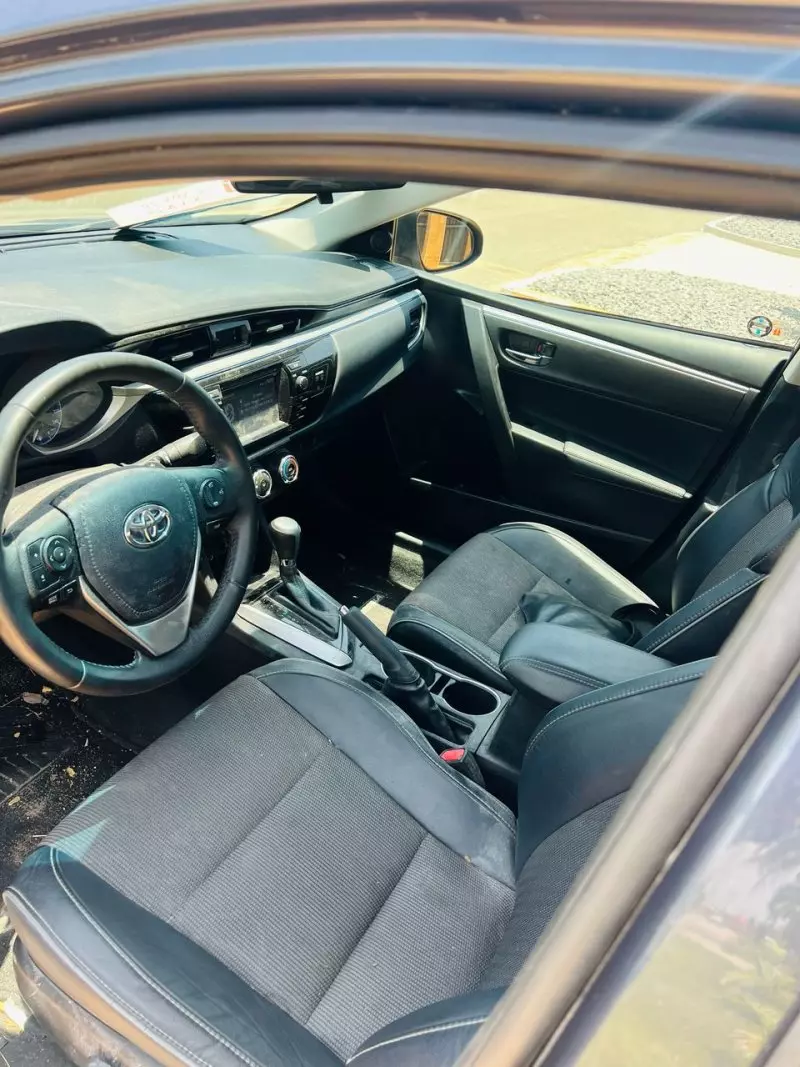 Toyota Corolla   - 2016