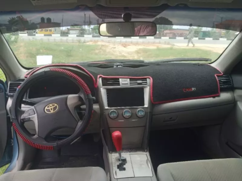 Toyota Camry   - 2008
