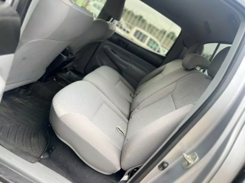 Toyota Tacoma   - 2013