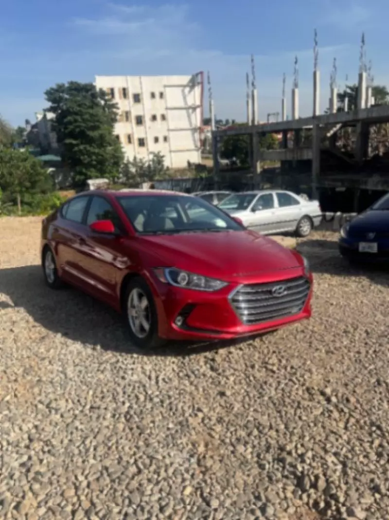 Hyundai Elantra - 2017