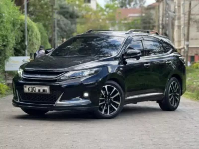 Toyota Harrier   - 2018