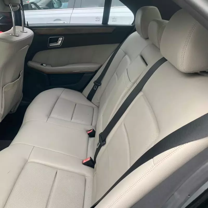 Mercedes-Benz E 350   - 2011