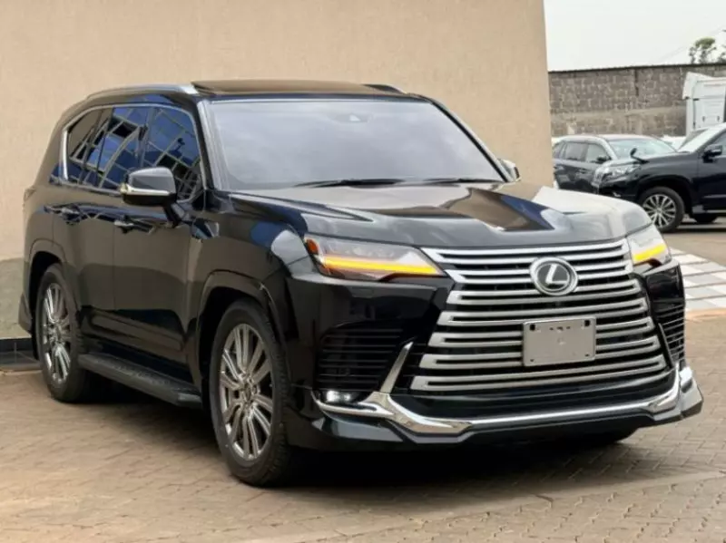 Lexus LX 600   - 2023