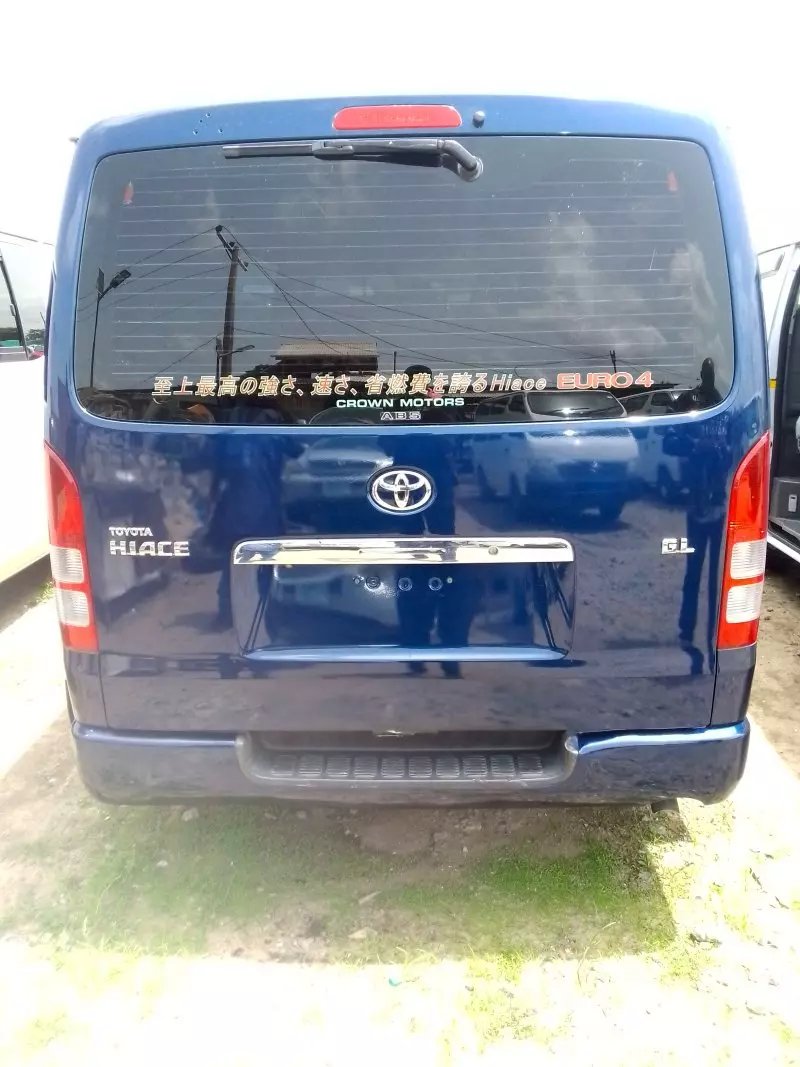 Toyota Hiace   - 2008