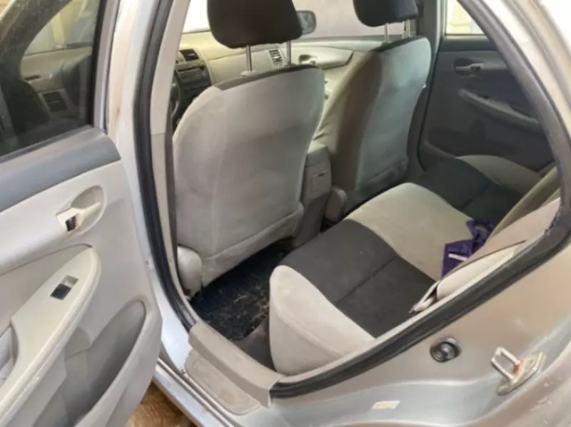 Toyota Corolla   - 2009