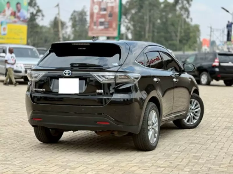 Toyota Harrier   - 2015