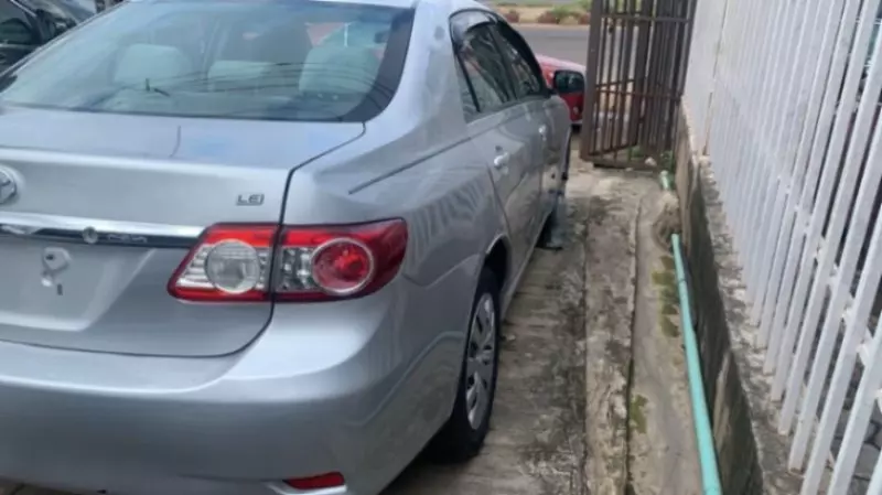 Toyota Corolla   - 2013