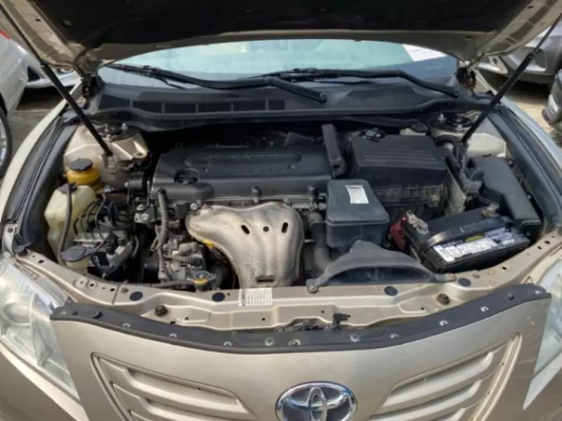 Toyota Camry   - 2009