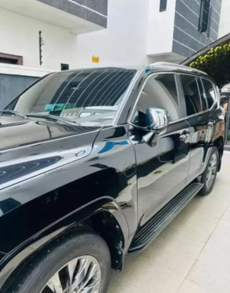 Toyota Land Cruiser   - 2022