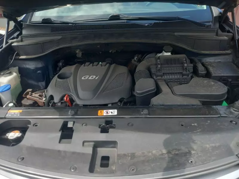 Hyundai Santa Fe   - 2013