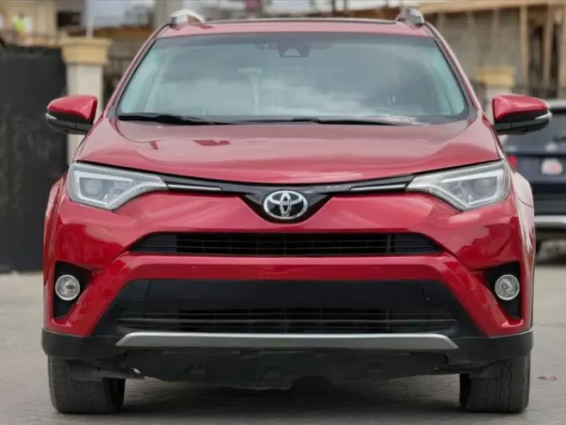 Toyota Rav4   - 2016