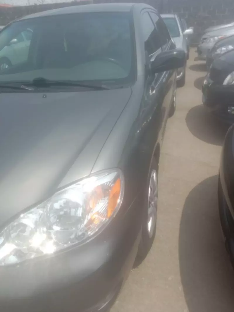 Toyota Corolla   - 2013