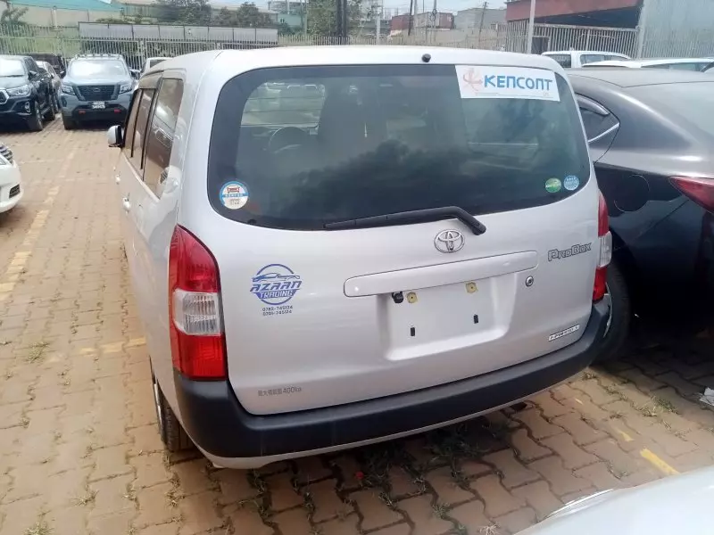 Toyota Probox    - 2015