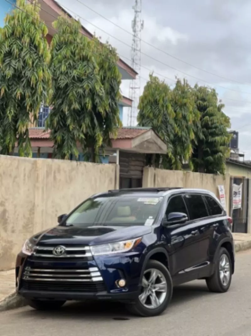 Toyota Highlander - 2016