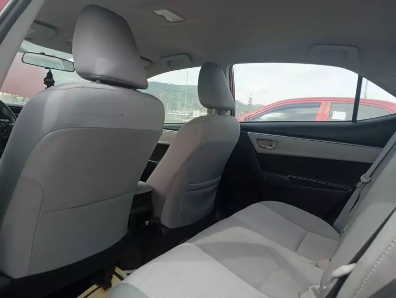 Toyota Corolla   - 2015