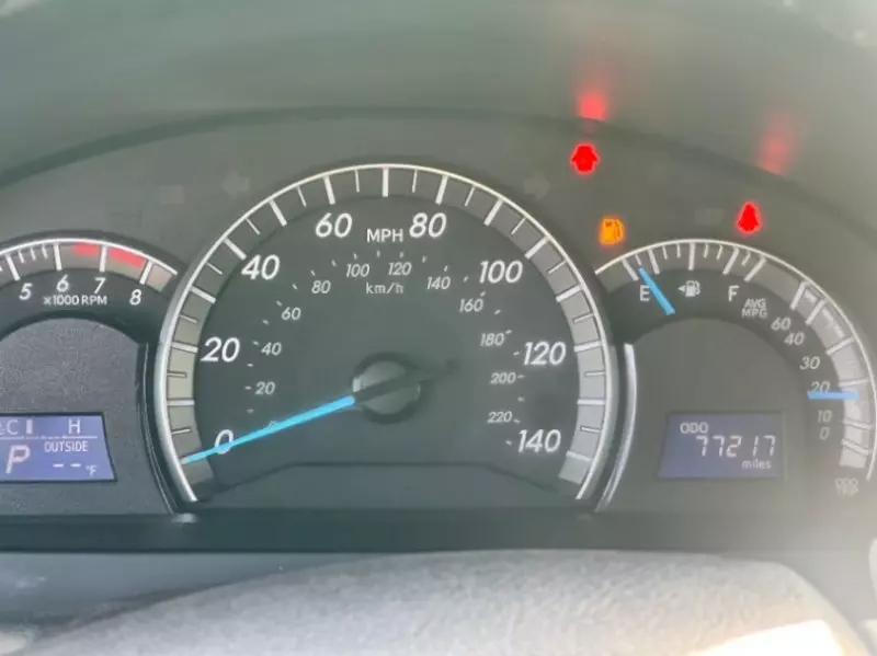 Toyota Camry   - 2013