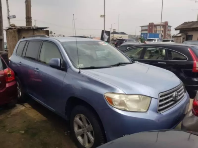 Toyota Highlander   - 2009