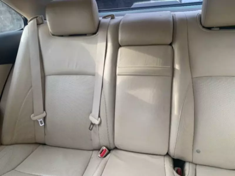 Lexus ES 350   - 2012