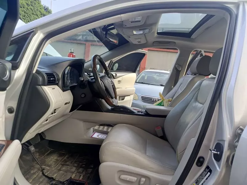 Lexus RX 350   - 2010