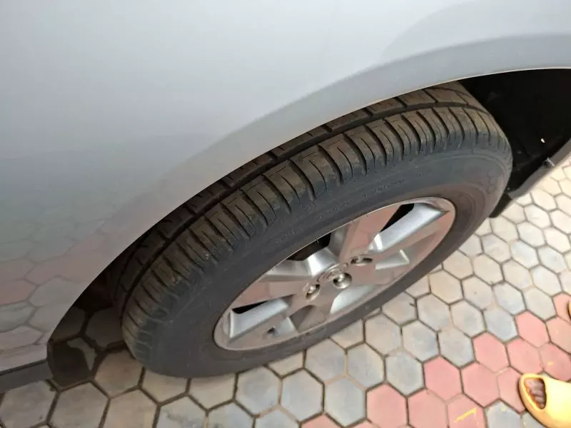 Toyota Harrier   - 2012