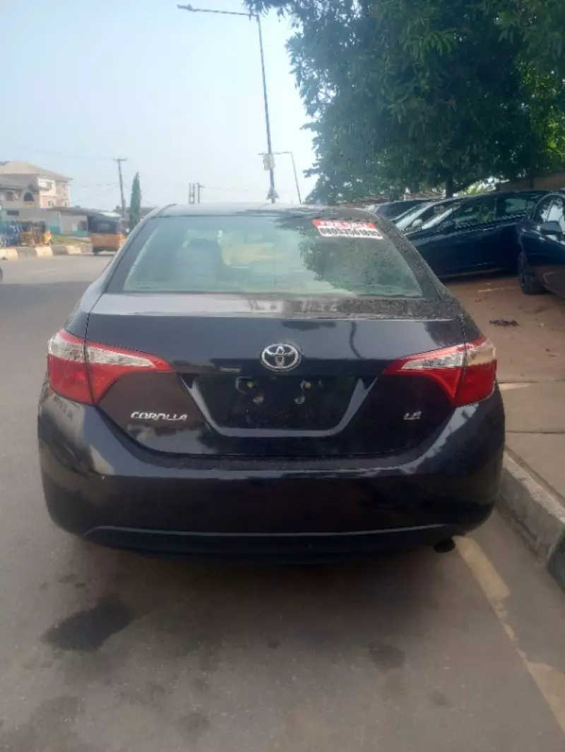 Toyota Corolla   - 2015