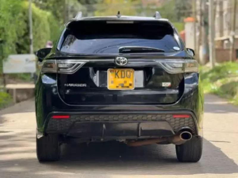 Toyota Harrier   - 2018