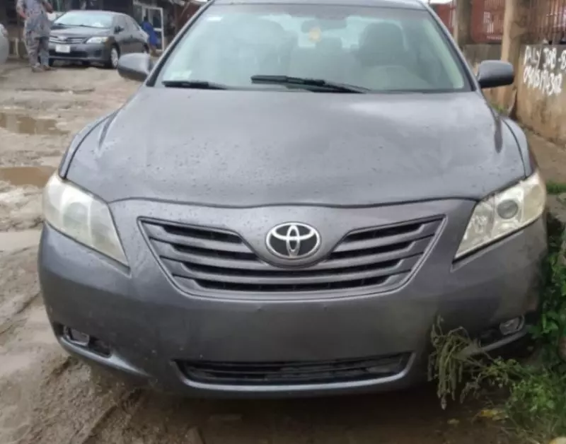 Toyota Camry   - 2007