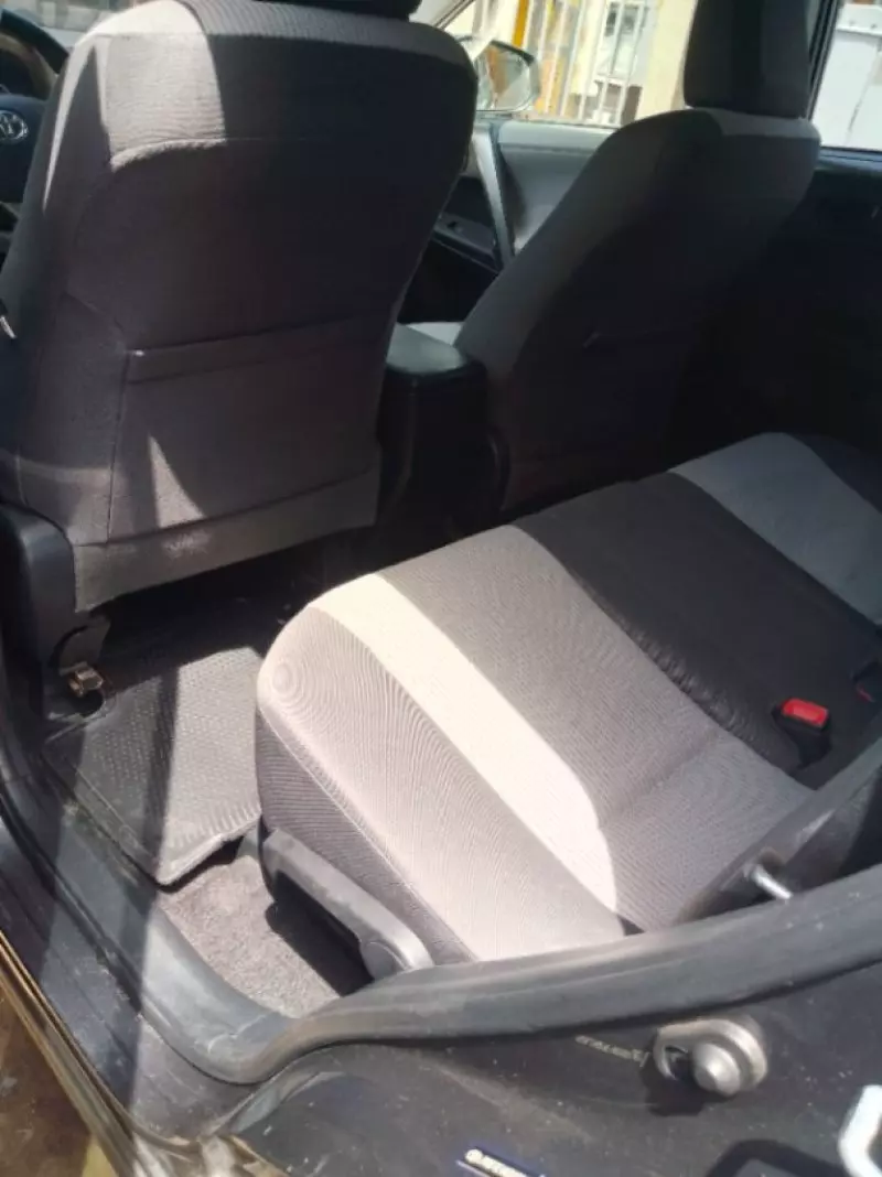 Toyota RAV4   - 2016