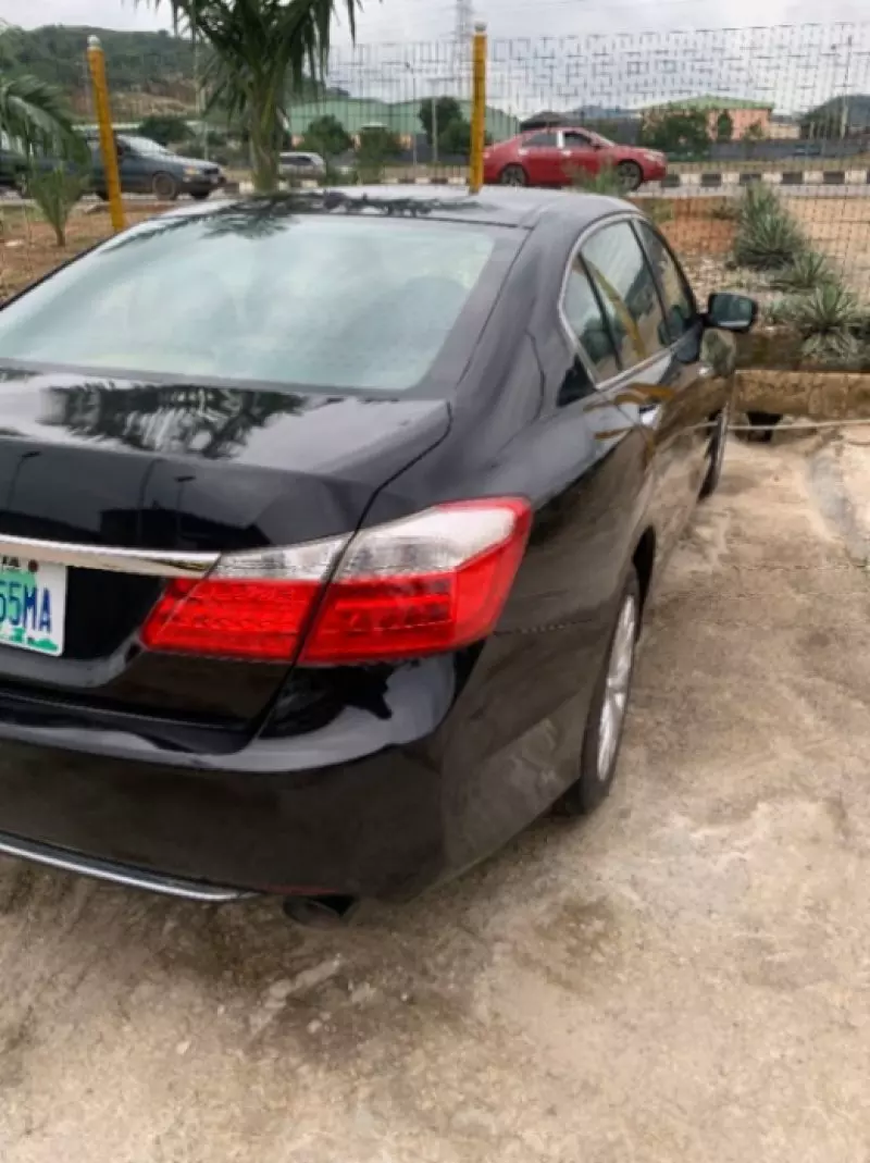 Honda Accord   - 2013