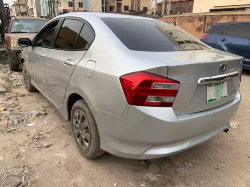 Honda Civic   - 2012