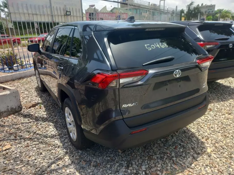 Toyota RAV 4   - 2022
