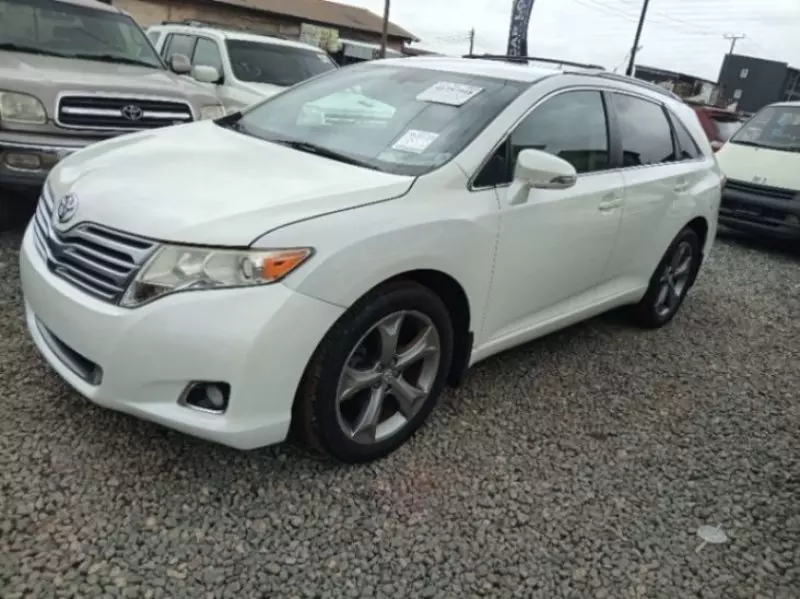 Toyota Venza   - 2013