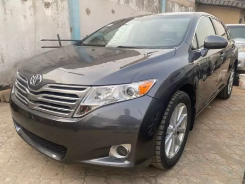 Toyota Venza   - 2010