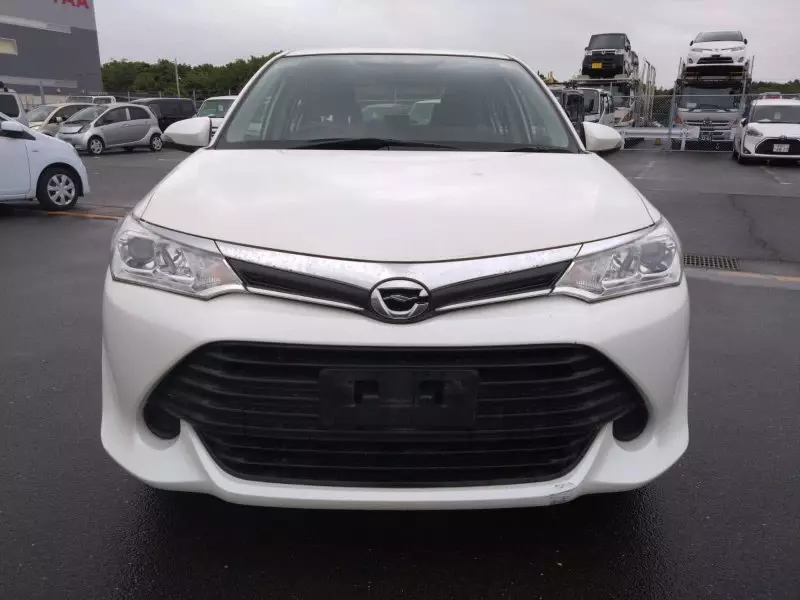 Toyota Axio    - 2016