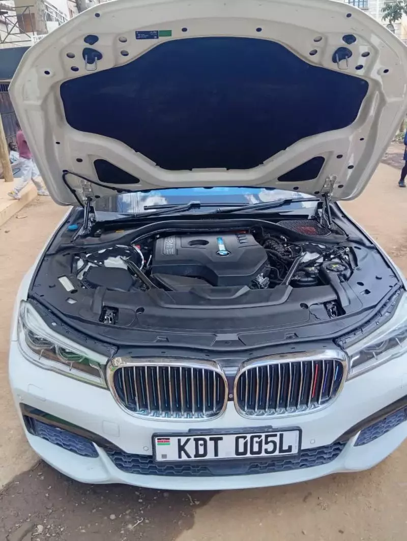 BMW 740