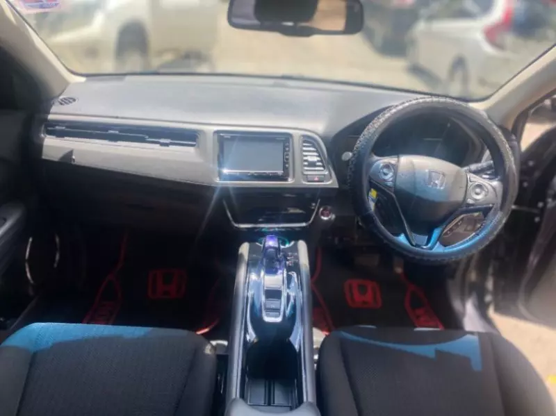 Honda Vezel    - 2018