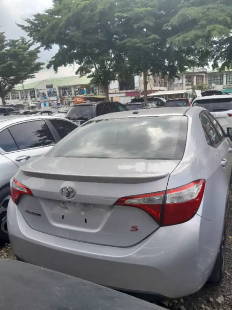 Toyota Corolla Sport   - 2015