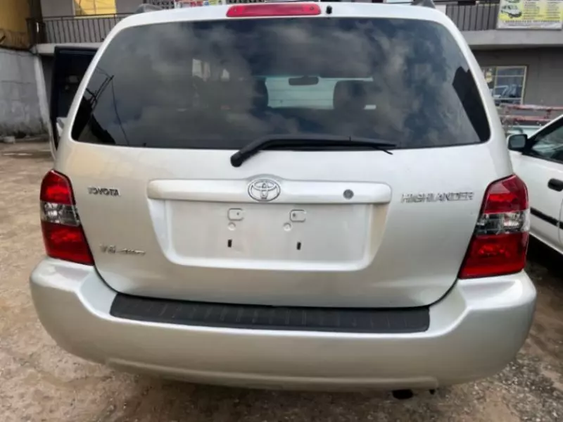 Toyota Highlander   - 2004
