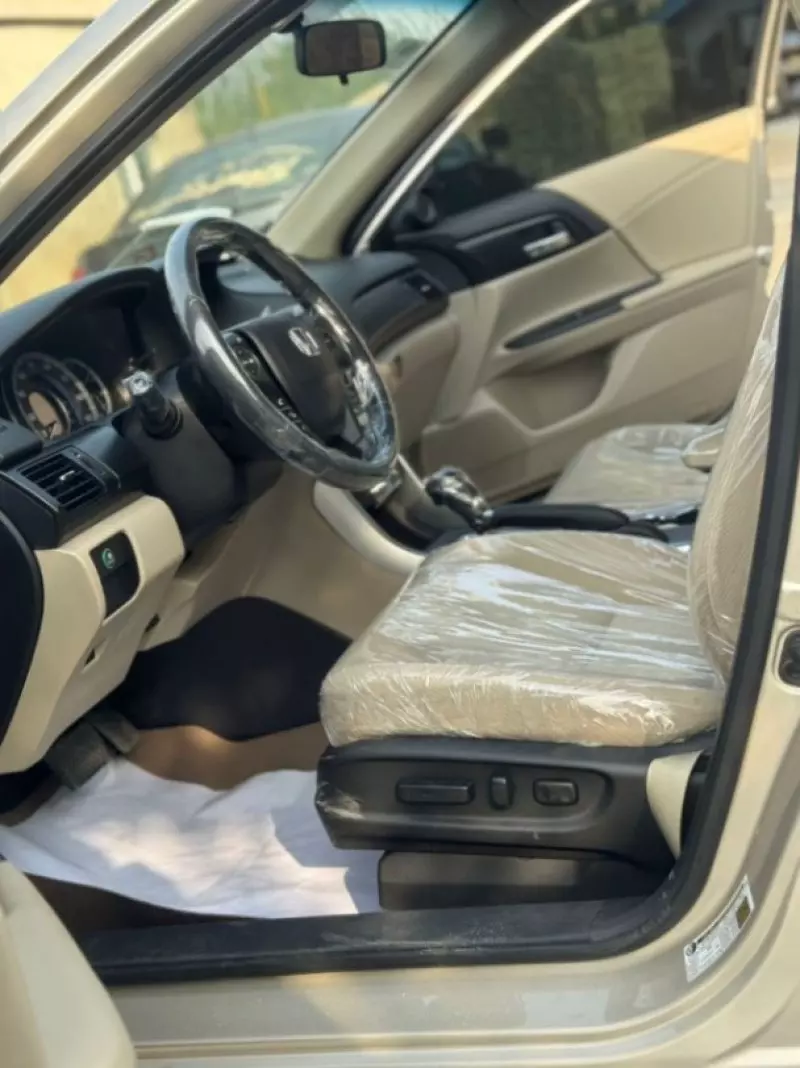 Honda Accord   - 2015