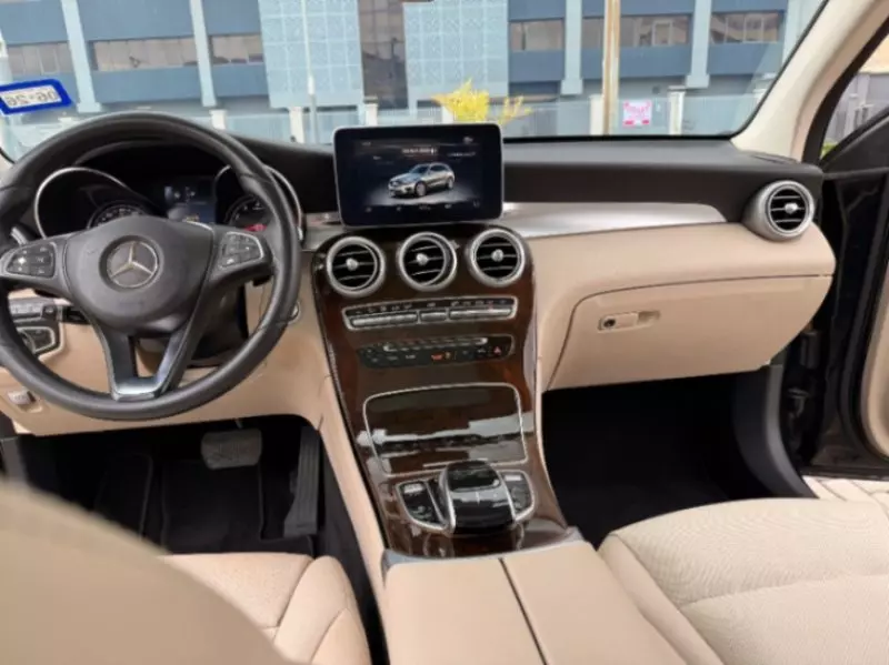 Mercedes-Benz GLC 300