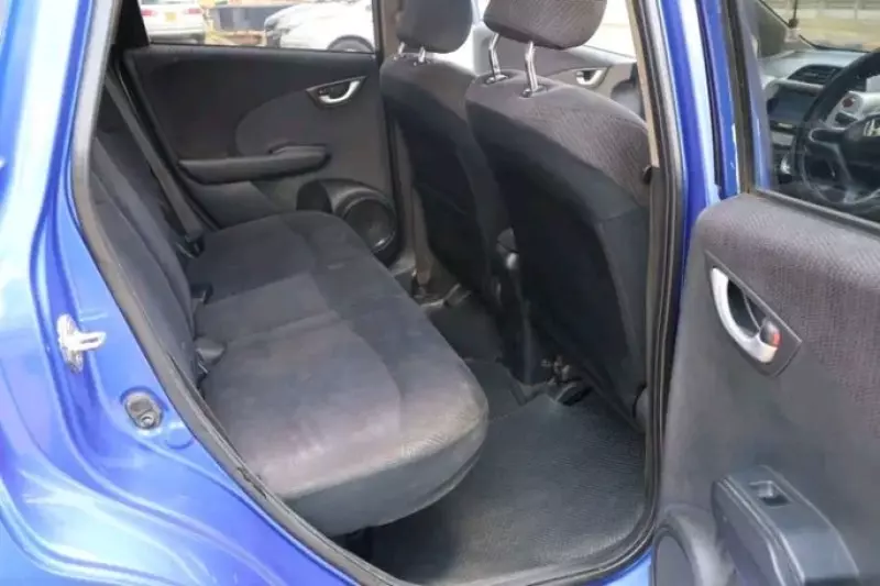 Honda Fit   - 2013