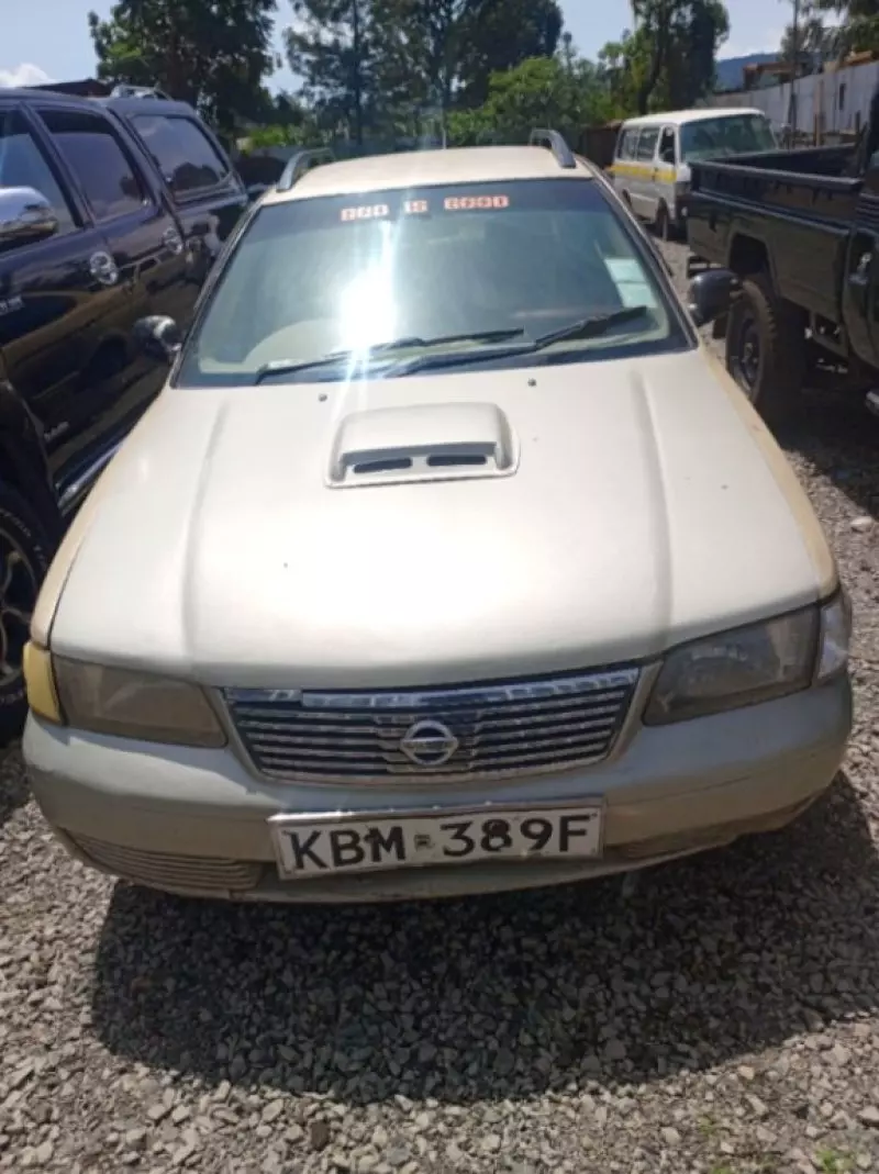 Nissan Sunny   - 2004