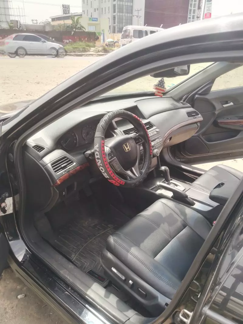 Honda Accord Crosstour   - 2012