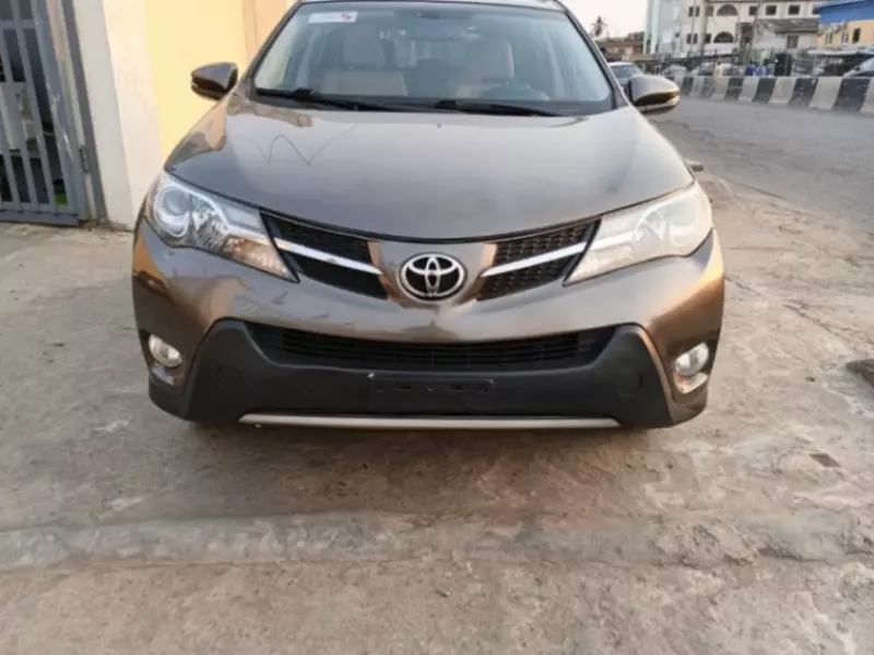 Toyota RAV4   - 2014