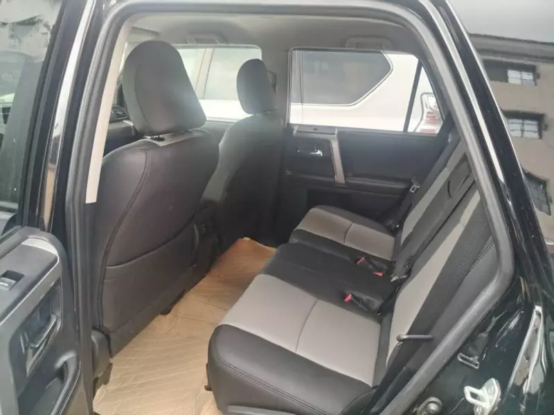 Toyota 4-Runner   - 2015